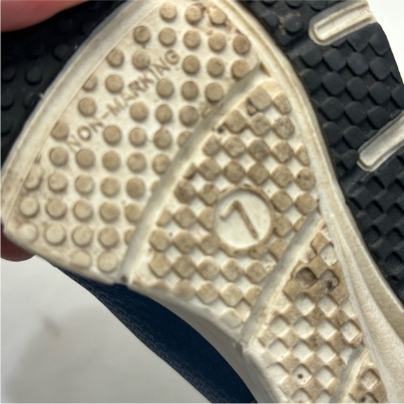 Micky Mouse Sneakers blue and red toddler child size 7 - Picture 6 of 9